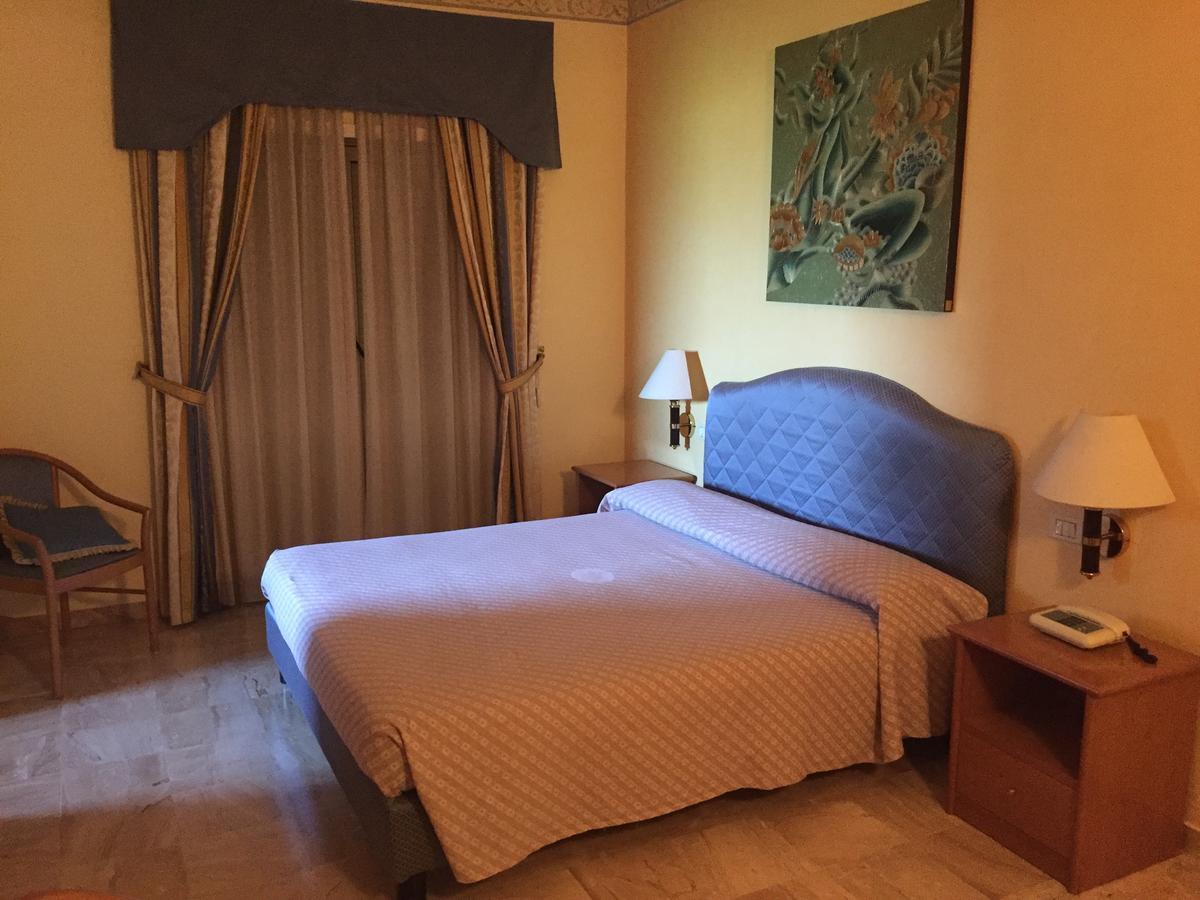 Hotel Sunny Palace Restaurant Prossedi