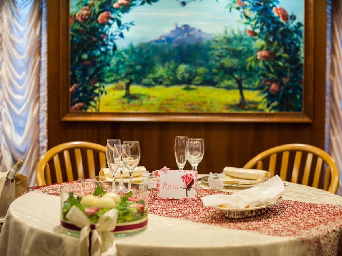 Sunny Palace Restaurant Hotel 3*