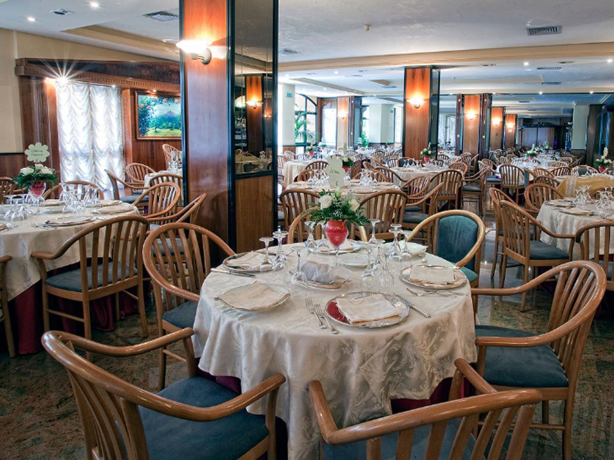 Sunny Palace Restaurant 3*